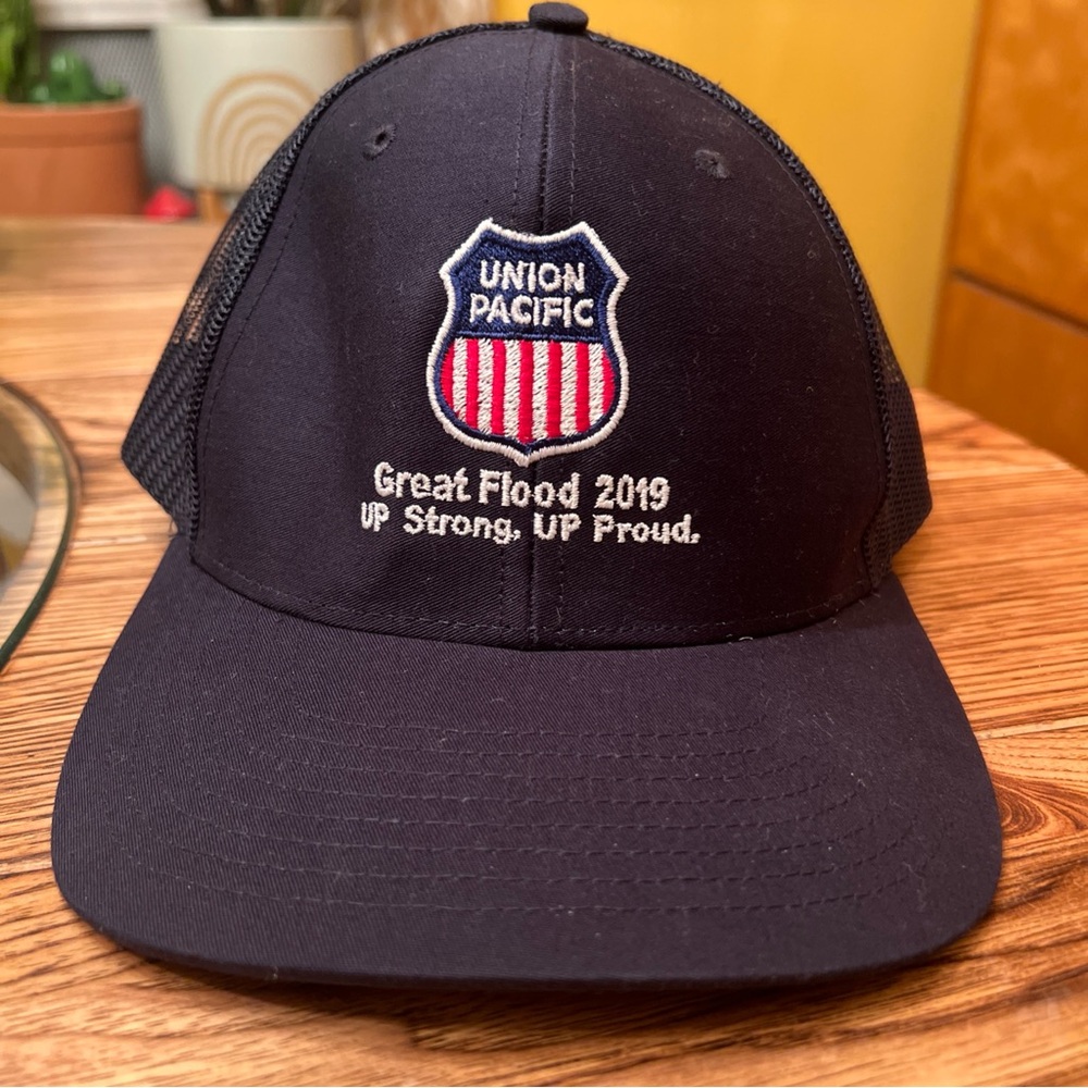 Union Pacific Great Flood 2019 Navy Blue Trucker Hat Mesh Snap Back Cap